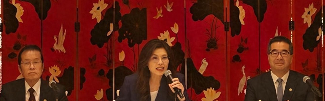 华体会团队-太罕见！蓝营集体为郑丽文撑腰，10位县市长表态，蒋万安瞒不住了